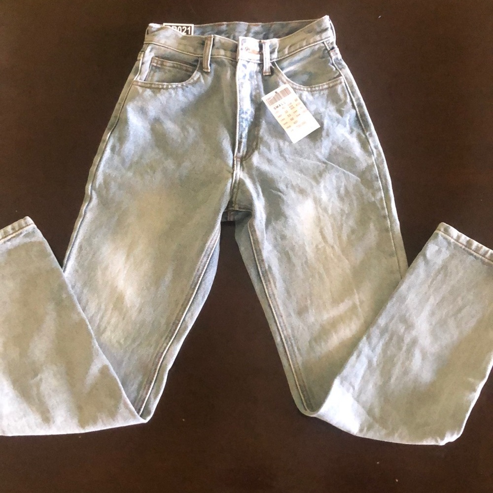 Brandy Melville High Waisted Jeans
